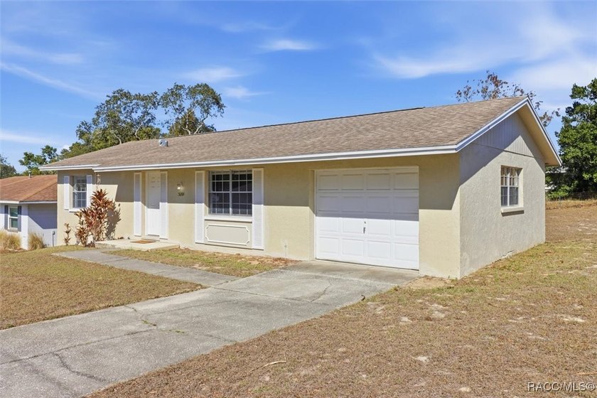 * Short Sale * This inviting 2-bedroom, 1.5-bath home is a - photo 37