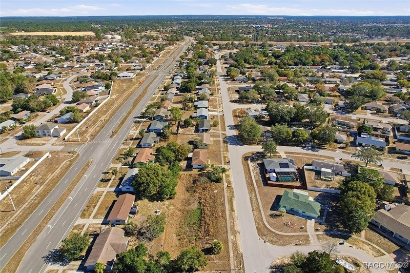 * Short Sale * This inviting 2-bedroom, 1.5-bath home is a - photo 45
