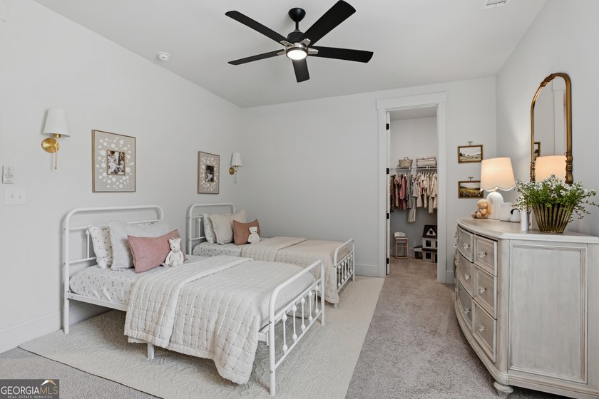 Welcome to an exceptional home in one of Newnan's most desirable - photo 49
