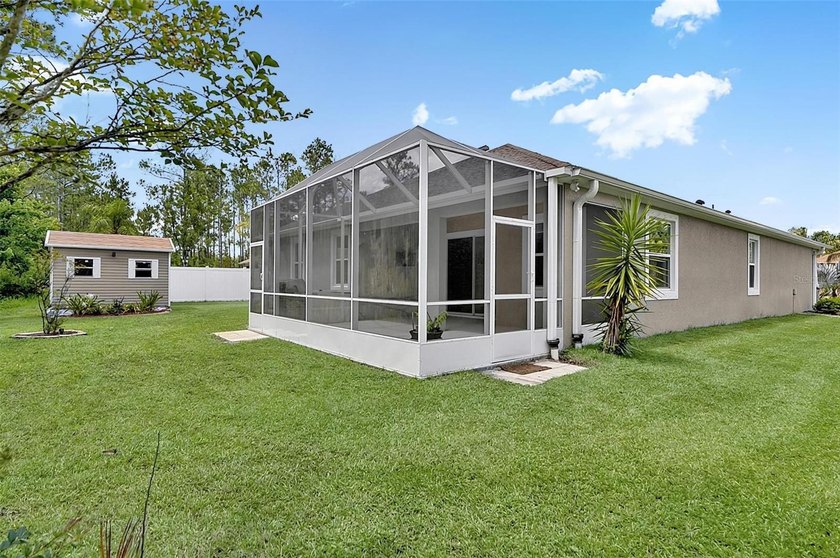 Better than new! Open concept 4 bedroom 3 bath 3 car garage home - photo 8