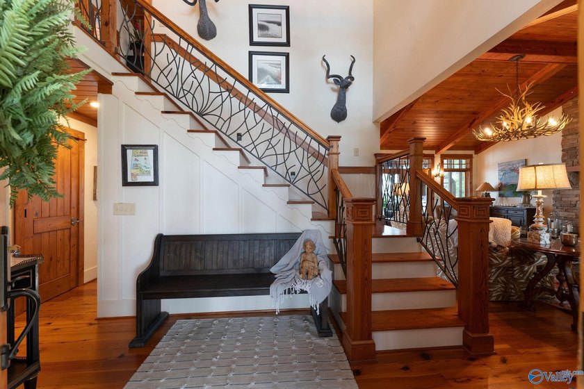 Experience lake living in sought-after Big Nose Estates on Weiss - photo 4