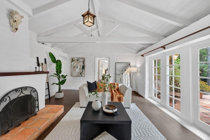 Exceptional investment opportunity in Santa Cruz with strong - photo 11