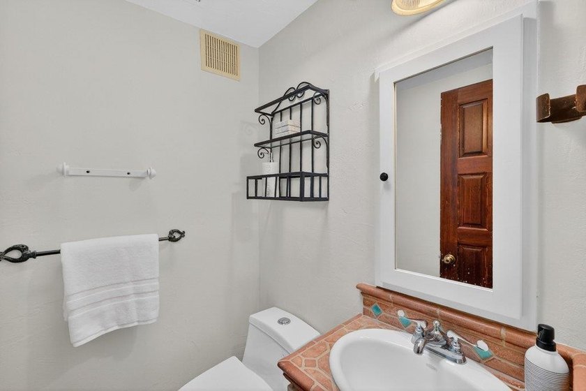 Exceptional investment opportunity in Santa Cruz with strong - photo 36