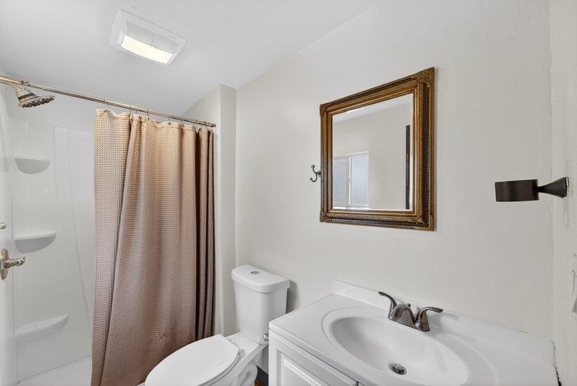 Exceptional investment opportunity in Santa Cruz with strong - photo 45