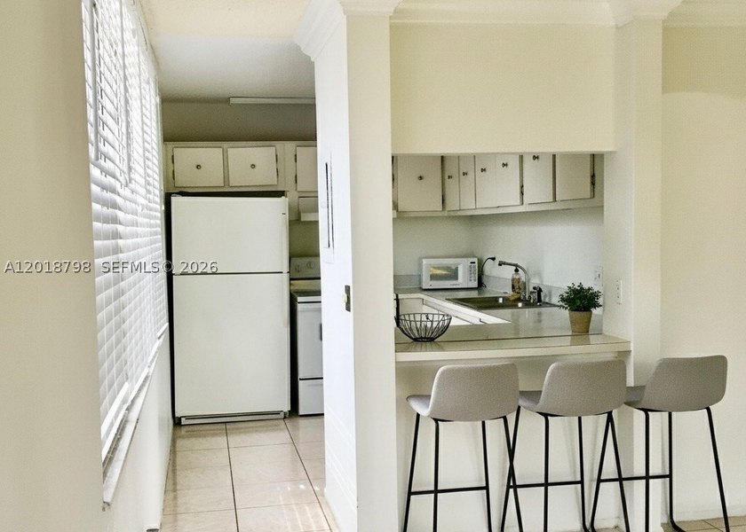Spacious 2-bedroom, 2-bath condo located in the desirable Live - photo 3