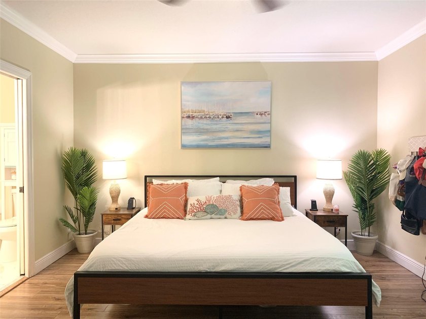 Located in an upscale, relaxed, coastal beach town of East - photo 24