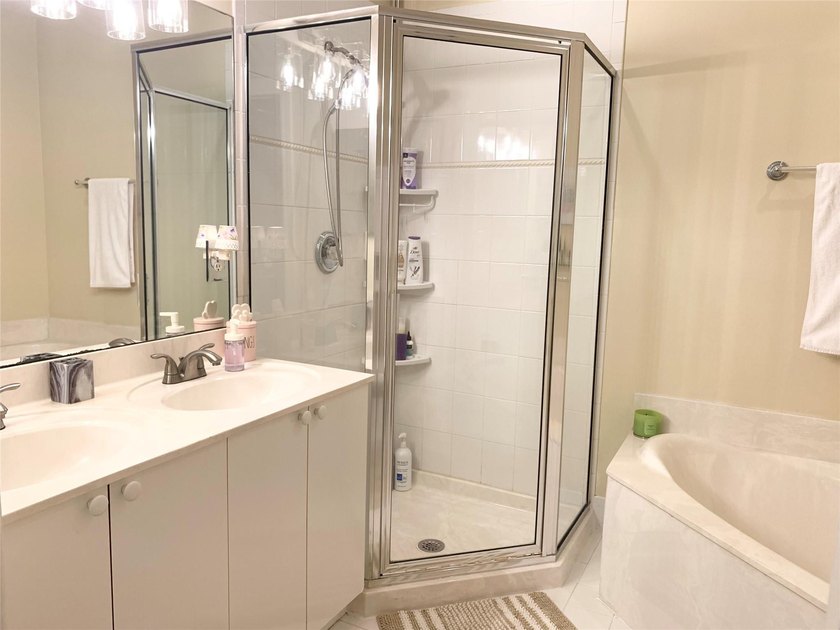 Located in an upscale, relaxed, coastal beach town of East - photo 27
