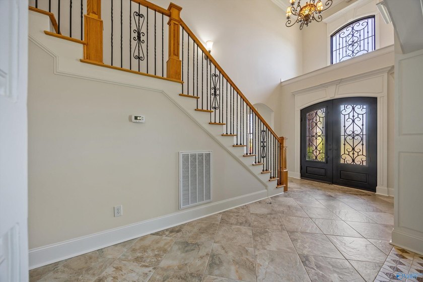 Luxury living w/ stunning water views from your front porch! - photo 4