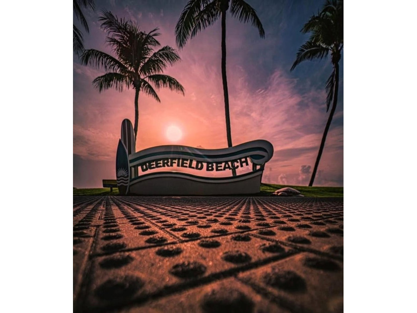 Located in an upscale, relaxed, coastal beach town of East - photo 50