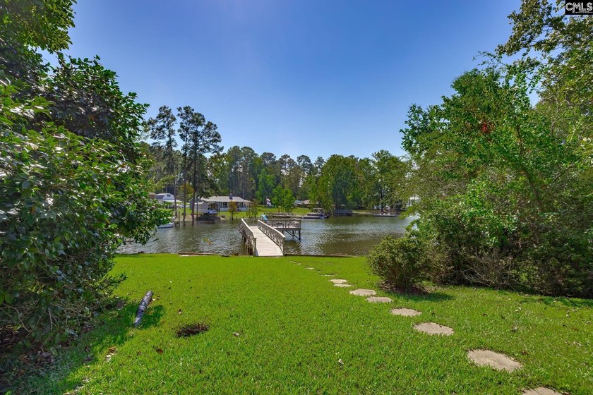 Discover 539 Circle H Woods in Prosperity where timeless design - photo 5