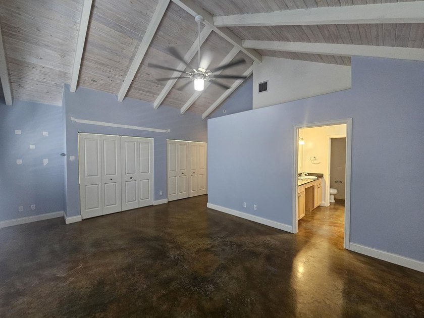 Welcome to SoNew Lofts in the heart of Fort Lauderdale! This - photo 24