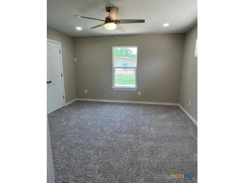 Look no further! A USDA Loan Approved Address (that's $0 down)&amp; - photo 8
