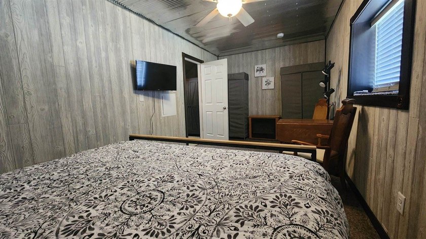 Attention outdoor enthusiasts! This is the property you've been - photo 13