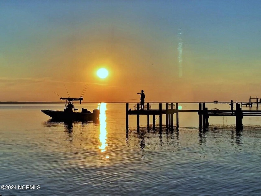 LAKEFRONT HOMESITE! Elevated homesite in a riverfront - photo 36