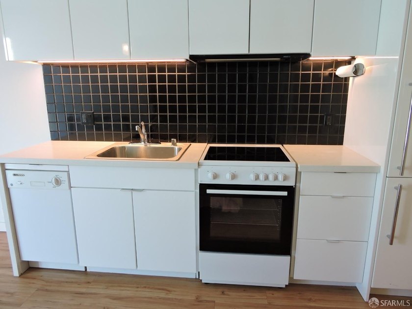 Studio Below Market Rate (BMR) housing Hayes Valley opportunity - photo 16