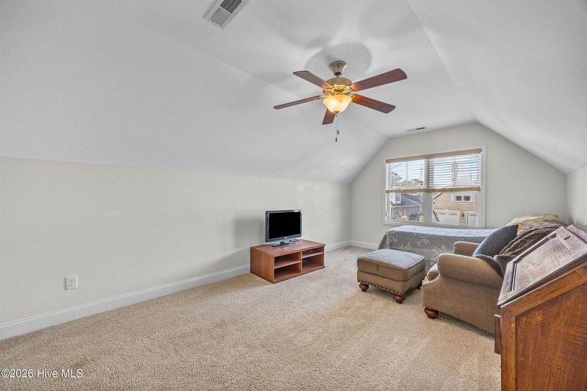 BACK ON THE MARKET AT NO FAULT OF THE SELLERS Welcome to this 4 - photo 30