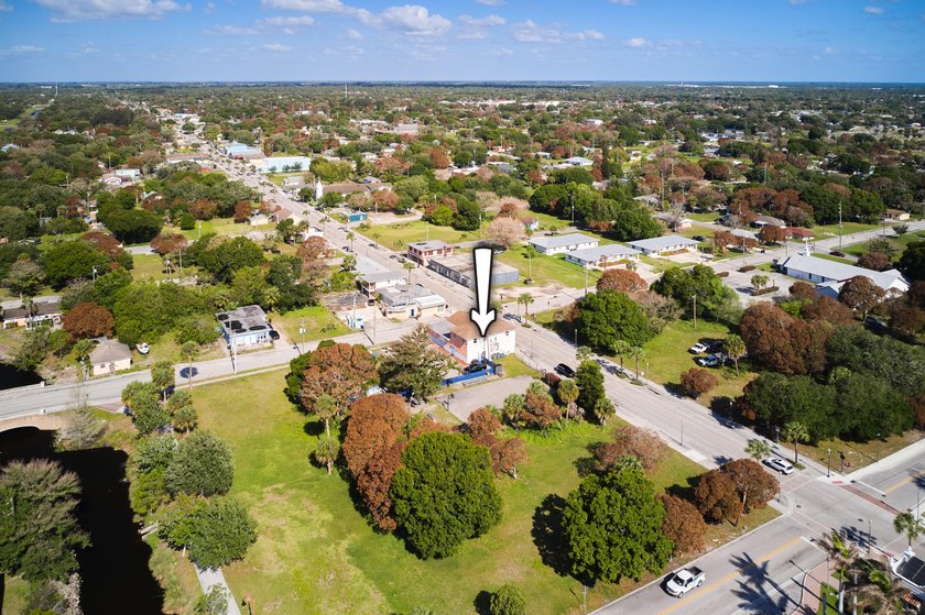 Large 3915 Sf General Commercial Building In The Heart of - photo 6