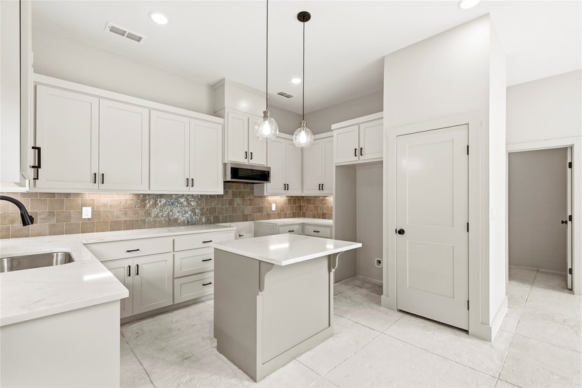 LAKEVIEW HOME!!!! Welcome to 268 County Road 2297 in Mineola...a - photo 13