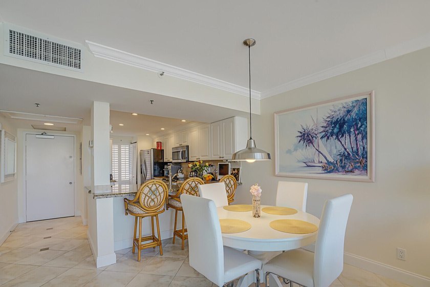 Introducing G305, a 2BR/2BA condo in the Yacht &amp; Racquet Club of - photo 13