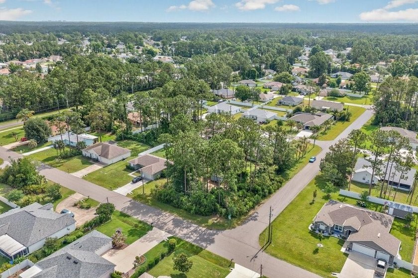 AMAZING CORNER LOT.......what a fantastic opportunity to build - photo 3