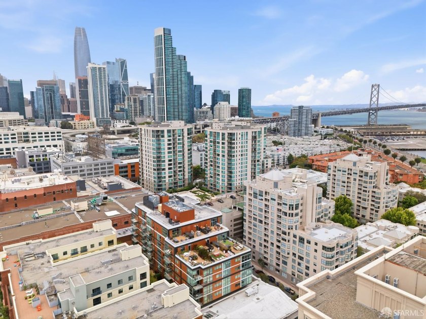 Welcome to 72 Townsend, a boutique mid-rise residence in the - photo 45