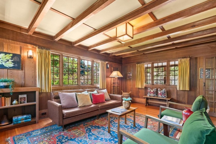 Rich in character &amp; timeless appeal, this Arts &amp; Crafts-style - photo 13