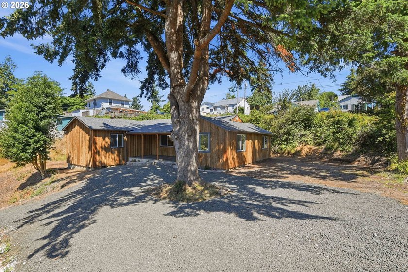 Completely rebuilt from the studs up, this beautifully remodeled - photo 33
