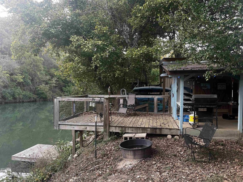 Waterfront Getaway on the Beautiful Spring River! This - photo 16
