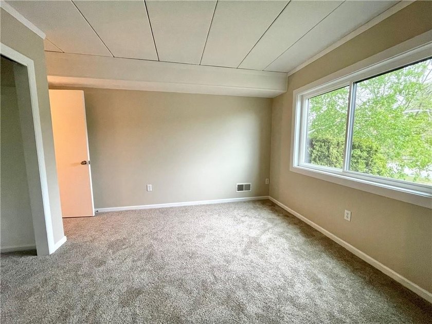 Welcome to Waterview Condominium community in charming Warren - photo 14