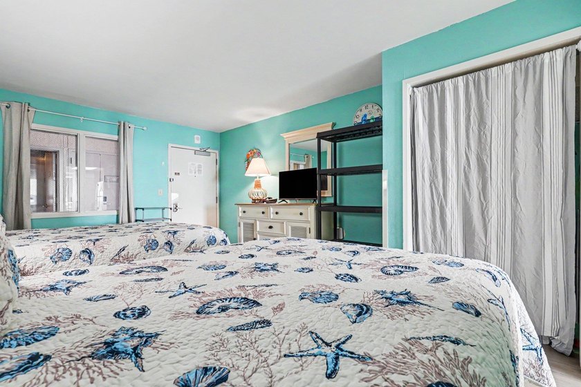 Experience incredible coastal living in this updated 1-bedroom - photo 15