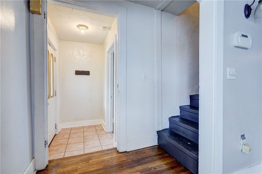 Don't miss this 3 bedroom, with office, 1.5 bath Colonial in the - photo 18