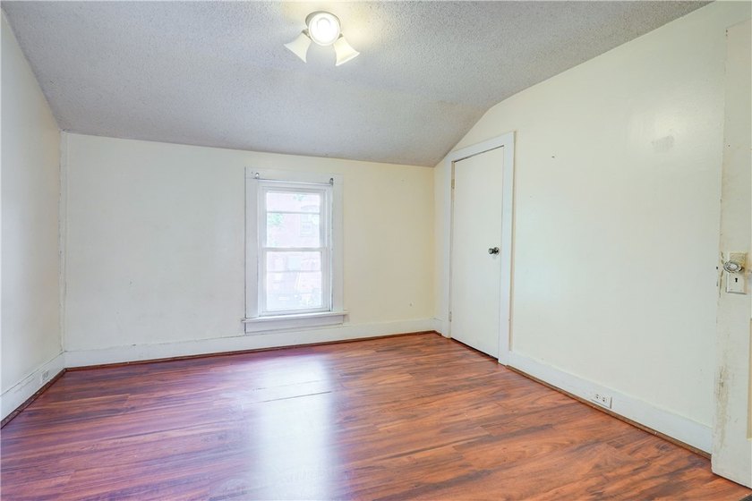Don't miss this 3 bedroom, with office, 1.5 bath Colonial in the - photo 25