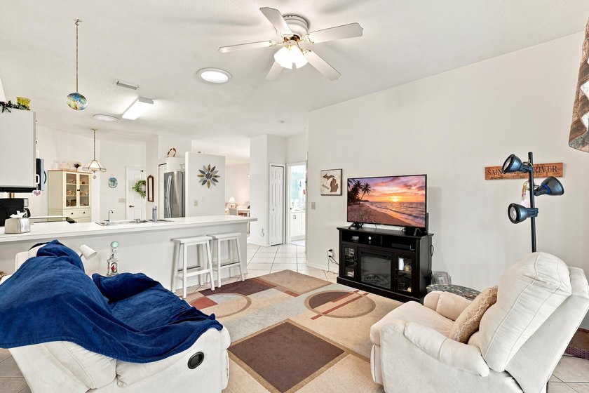 Welcome to this charming single-story residence located in Kings - photo 21