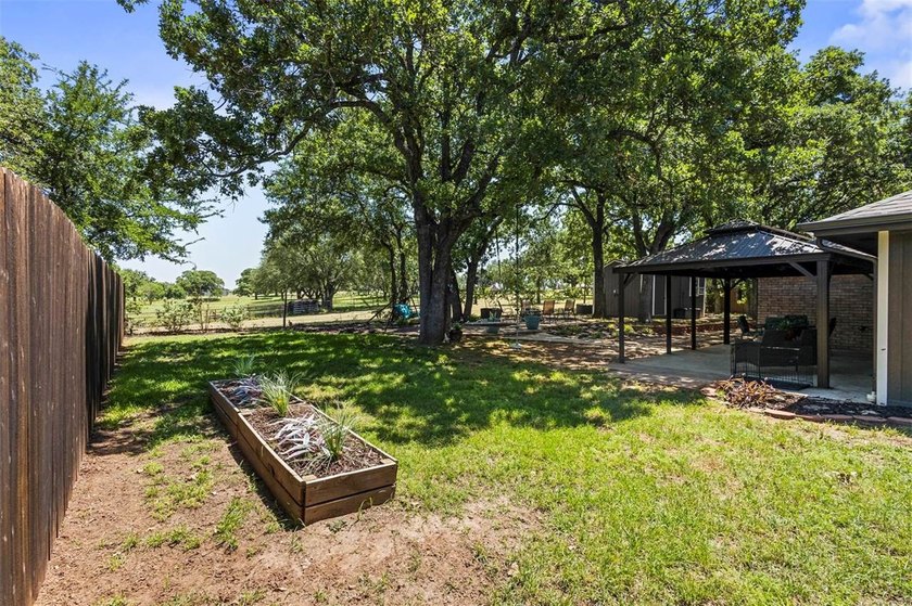 Welcome home to 5303 Tioga Ct. - where everyday living feels - photo 17