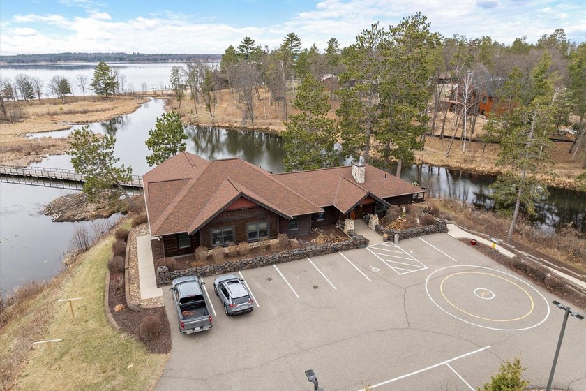 Discover Cottage 2 at Boyd Lodge, the embodiment of refined - photo 34
