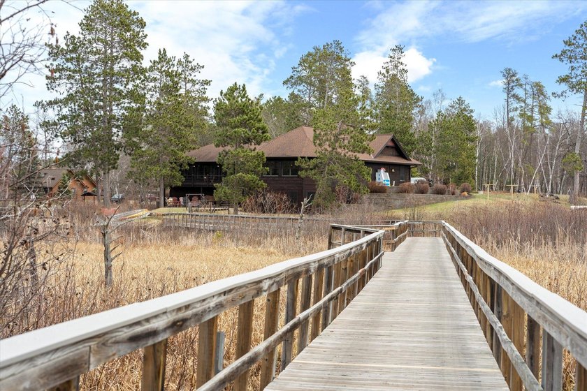 Discover Cottage 2 at Boyd Lodge, the embodiment of refined - photo 37