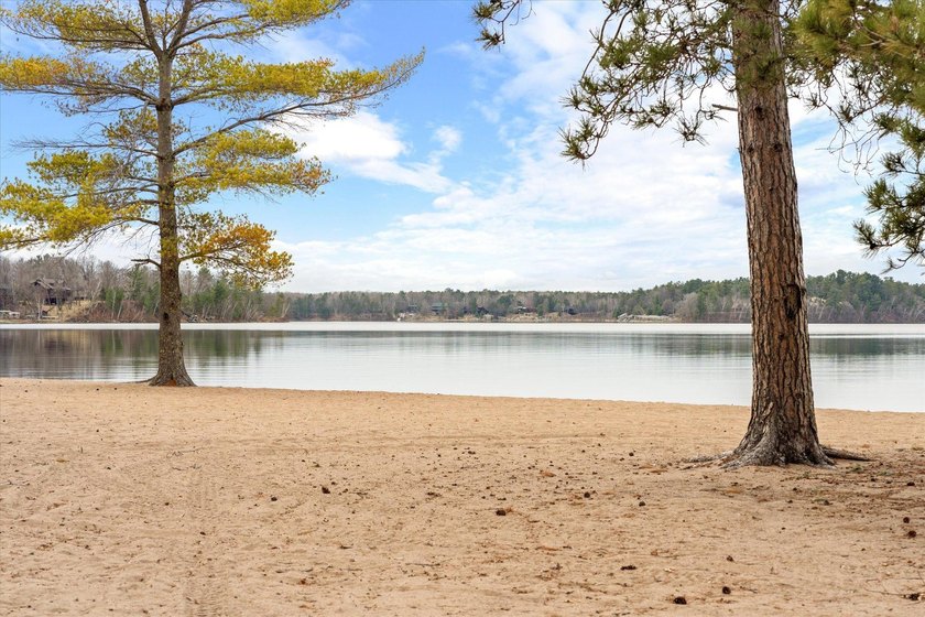 Discover Cottage 2 at Boyd Lodge, the embodiment of refined - photo 42