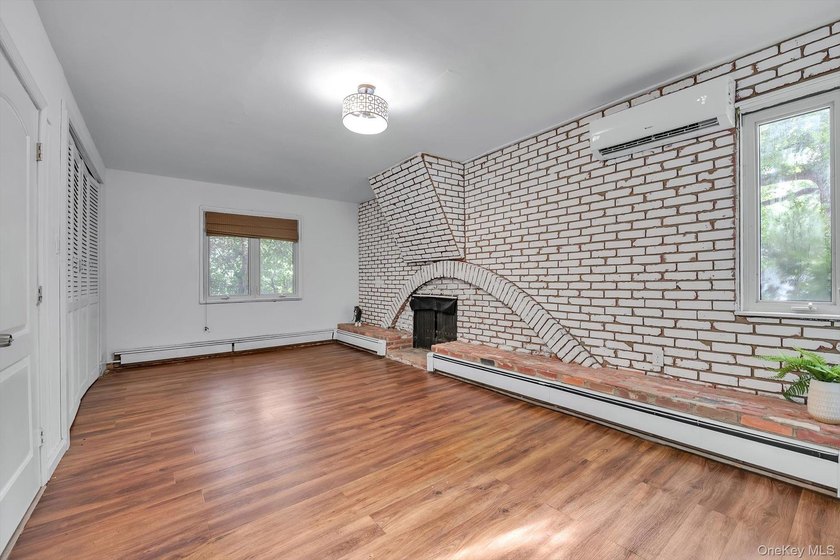 Welcome to this Great Potential Expanded Ranch in the Heart of - photo 3
