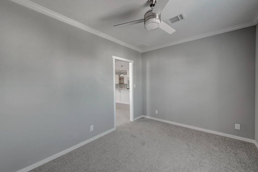 PRICE REDUCED Brand New 2025 Palm Harbor! 1386 sq Ft of beauty - photo 9