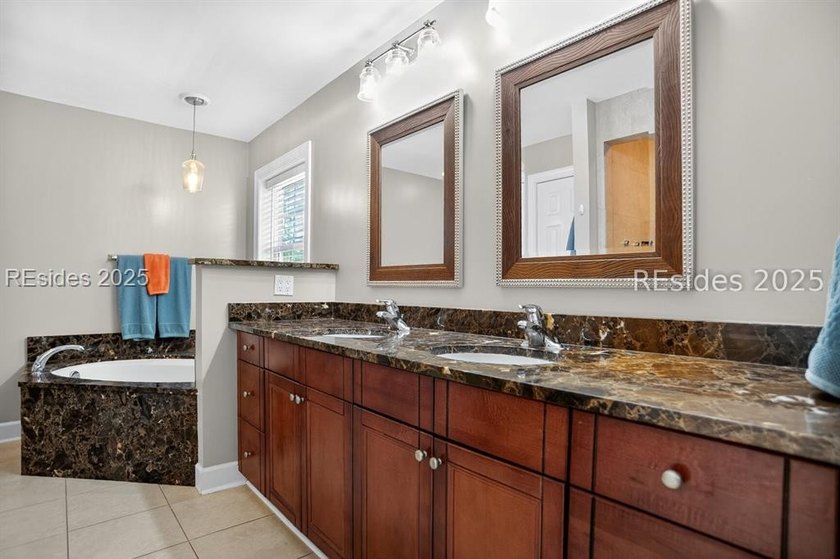 Welcome to this spacious 4br/3.5ba home located on the 4th - photo 27