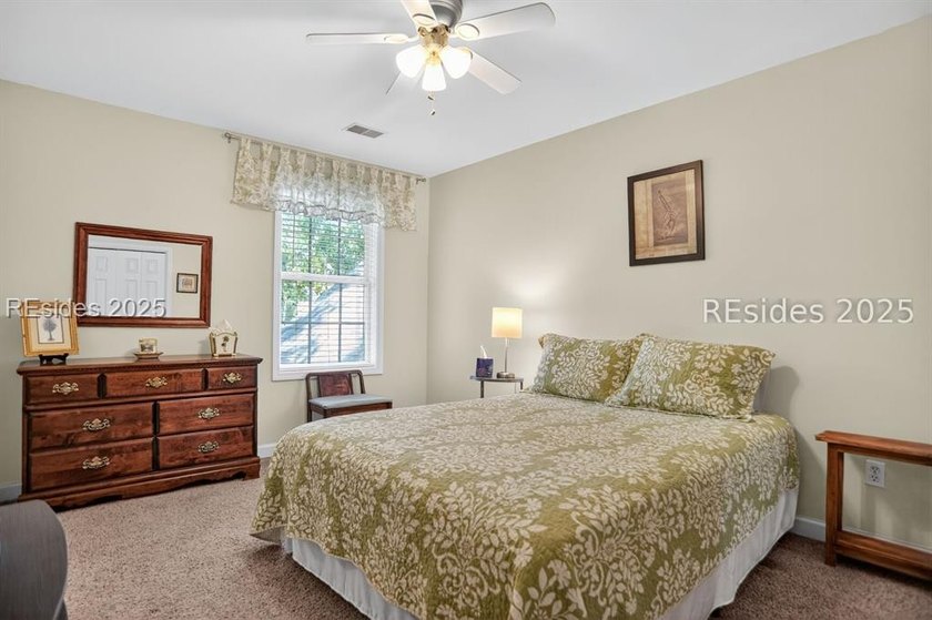 Welcome to this spacious 4br/3.5ba home located on the 4th - photo 36