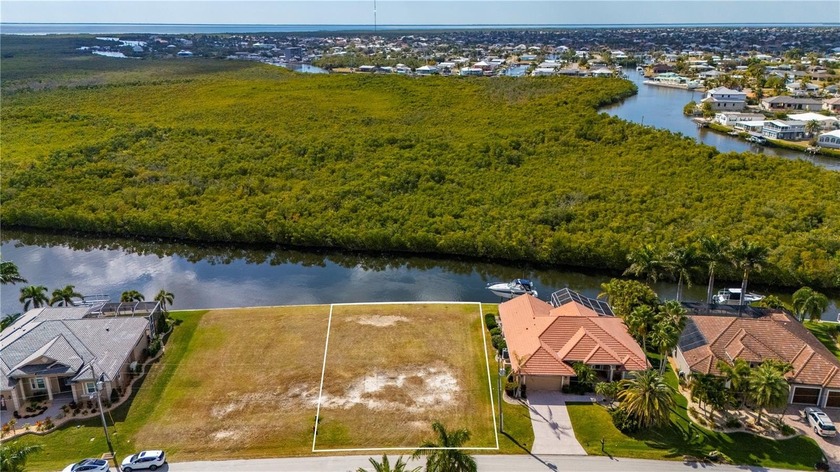 One of the best waterfront locations in Burnt Store Isles to - photo 12