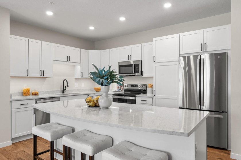 Welcome to Artessa Mound Harbor, a boutique 62+ co-op designed - photo 2
