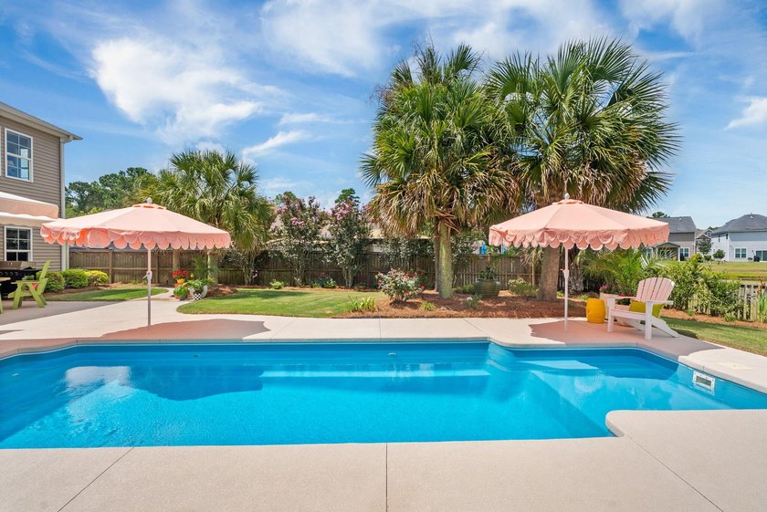 Welcome to 1551 Chastain Rd, where thoughtful design, timeless - photo 5