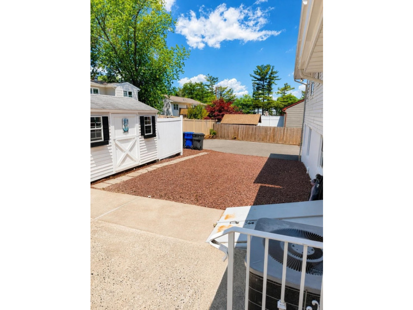 Just under two miles from the vibrant Toms River waterfront - photo 13