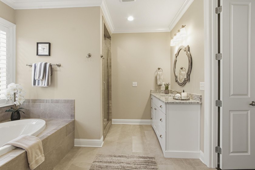 *Seller will contribute $10,000 to buyer's closing costs or - photo 27