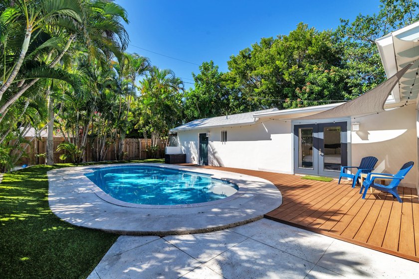 Historic charm meets modern luxury in this beautifully updated 3 - photo 27