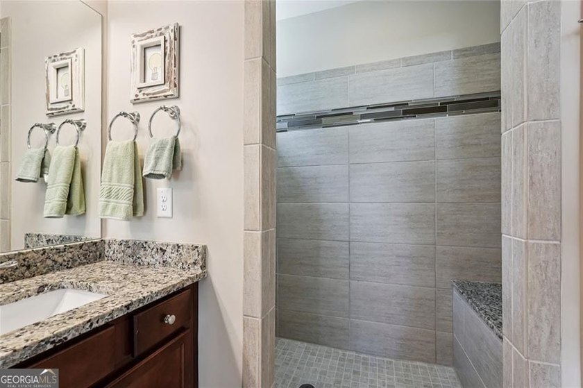 Set within Villas at Bethelview, this thoughtfully designed home - photo 41
