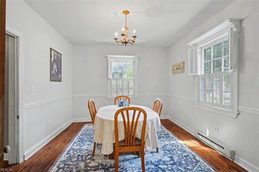 This classic Hilton charmer is move-in ready and full of - photo 12