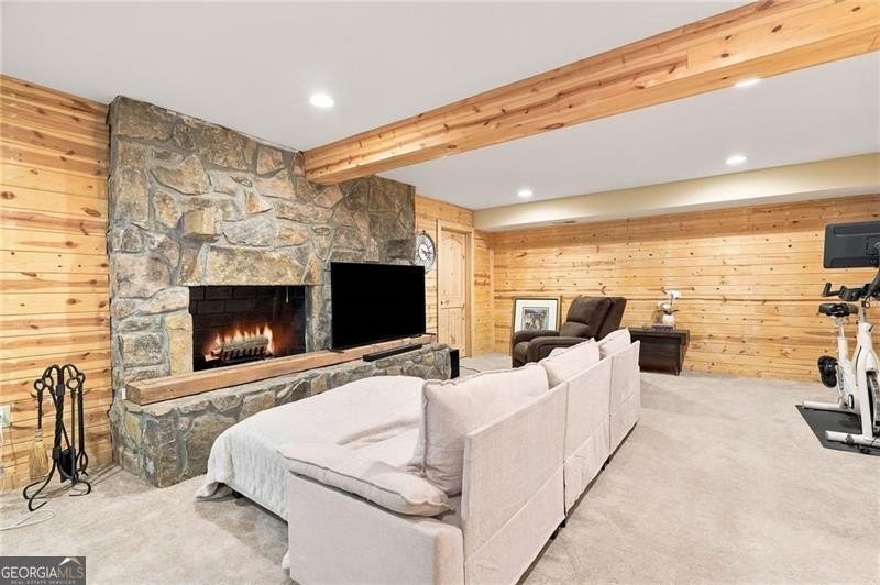 This light and bright 4 BR with 2 Full Bath design home is a - photo 24